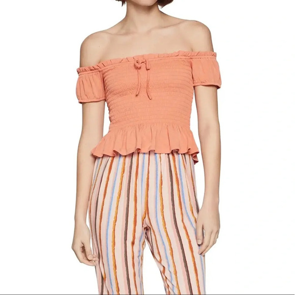BCBGeneration NWT Papaya Off the Shoulder Smock Cropped Peplum Top Small Women’s - Picture 11 of 11